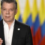 Juan Manuel Santos Regresa al Tablero Político: Se Enfoca en el Centro y Ataca la Polarización de Petro y la Derecha