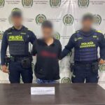 ​“Cayó por estafador”: pagaba con transferencias falsas y la Policía lo capturó en un estacionamiento comercial