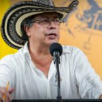 «Mi gobierno termina el 6 de agosto a las doce de la noche» Gustavo Petro.