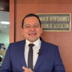 «Buscan generar zozobra»: Representante Ocampo aclara que Comisión de Acusación no ha suspendido a Petro