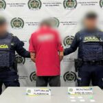 Operativo de patrullaje permite incautar presunta sustancia estupefaciente y un arma blanca