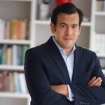 Gobierno apelará fallo que suspende bombardeos: ministro del Interior Rodrigo Lara lo califica de «absurdo e inconstitucional»