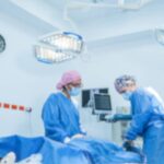 Falsos médicos habrían realizado procedimientos estéticos invasivos en Bogotá. Según la Fiscalía, las víctimas serían más de 200 personas.