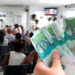 Gobierno oficializa línea de crédito para que las EPS paguen deudas por medicamentos y procedimientos pendientes.