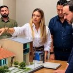 Primera dama Analu Pineda presenta modelos de vivienda para damnificados en Risaralda y Valle.